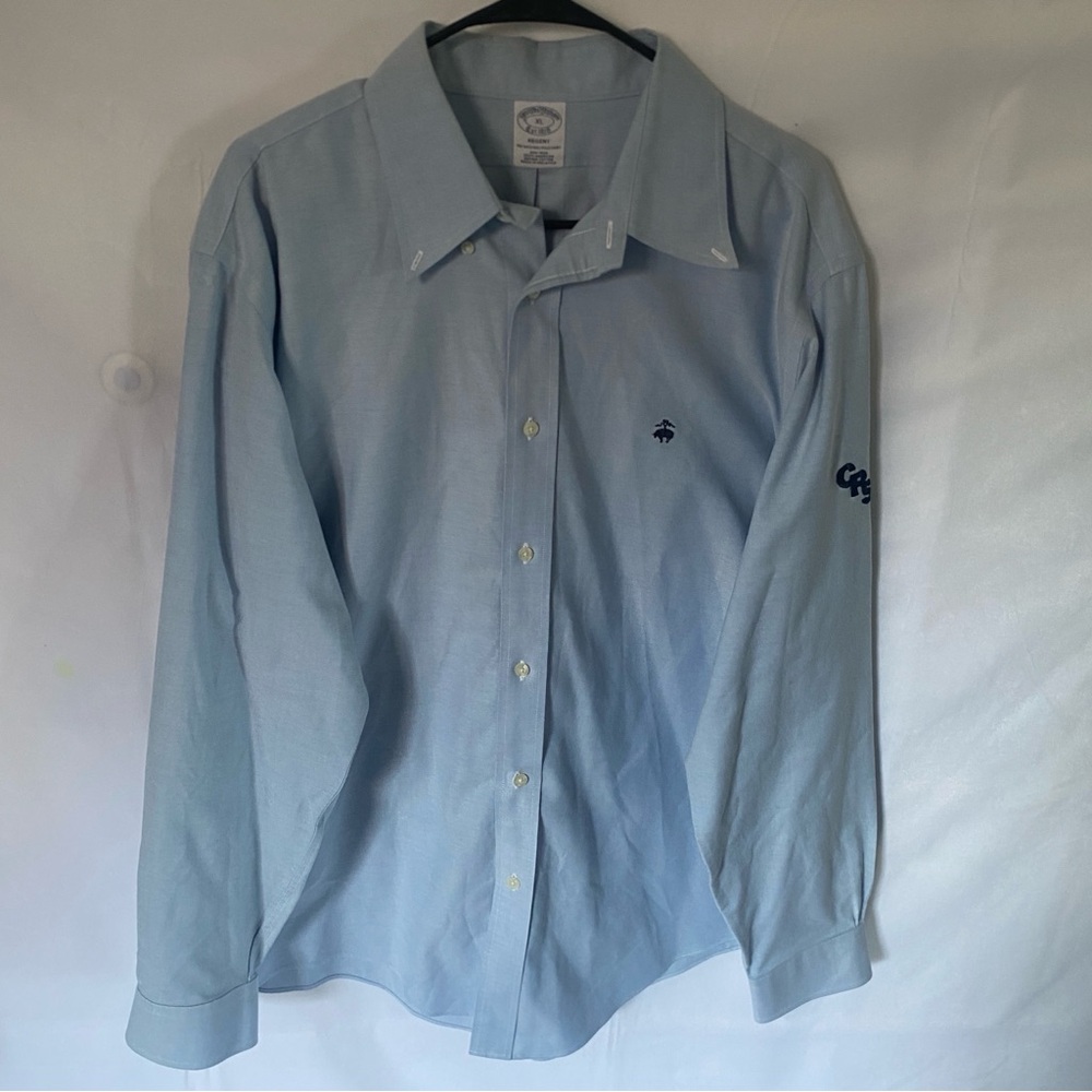 Brooks Brothers Men's XL Light Blue Oxford Button Down Shirt Long Sleeve CRS Inc